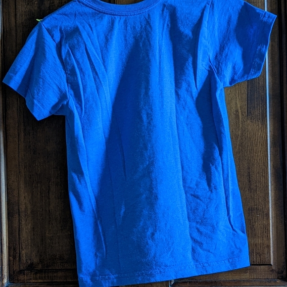 Disney Mickey Mouse shirt - Picture 3 of 6